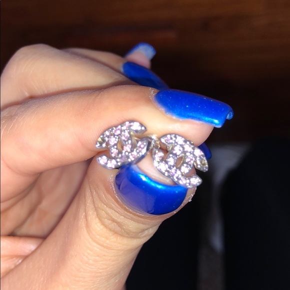 CHANEL Pink Diamonds earring and ring set - Picture 2 of 2